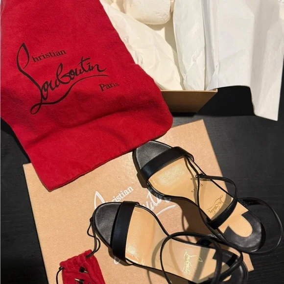 Christian Louboutin 100M Loubi Queen Sandal Nappa Leather - Picture 3 of 16